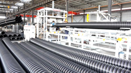 湖北鑫通塑業(yè) 加大技改力度，提升管道設(shè)備產(chǎn)品核心競(jìng)爭(zhēng)力